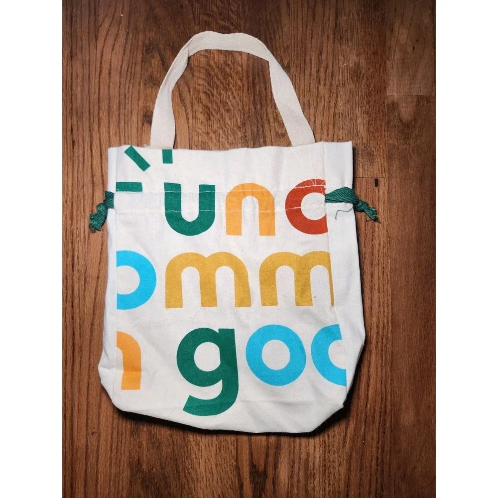 Small Uncommon‎ Goods Canvas Drawstring Tote Bag